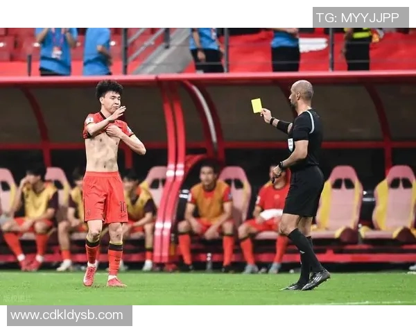 外国球星调侃中国足球现状:期待国足崛起的幽默与真诚反思